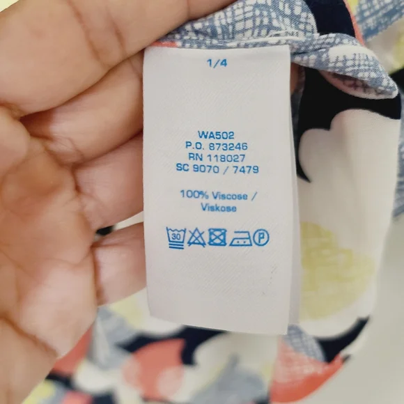 Boden Floral 3/4 Sleeve Top - Blue, Pink, White Size 2 - Picture 4 of 4